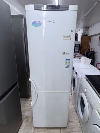 Nevera Fagor Blanca combi No Frost