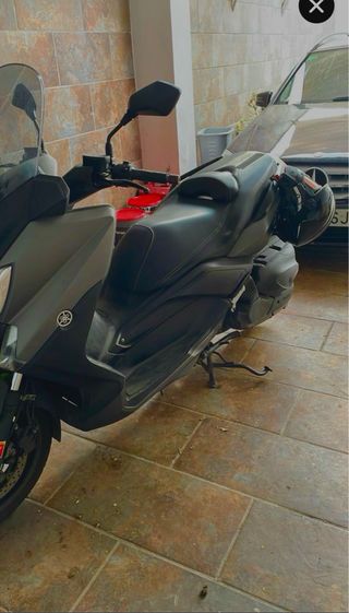 YAMAHA X MAX 400 ABS