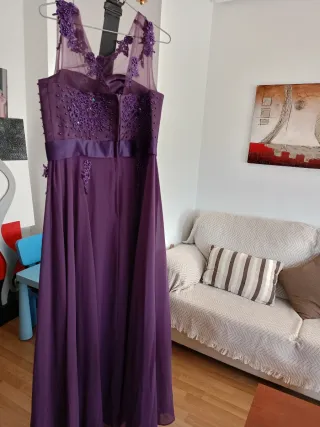 Vestido de fiesta morado