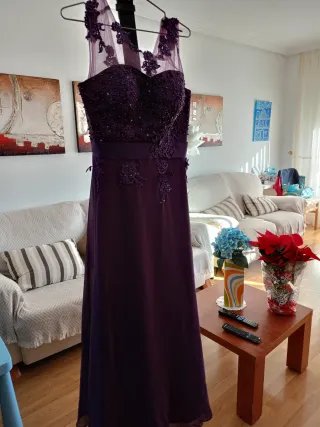 Vestido de fiesta morado
