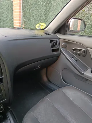 Hyundai Elantra 2005