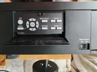 Videoproiettore Panasonic PT-AE4000