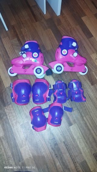 Patines rosas y morados con protecciones