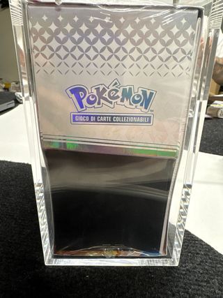 Pokemon ETB Evoluzioni Prismatiche Set Fuoriclasse