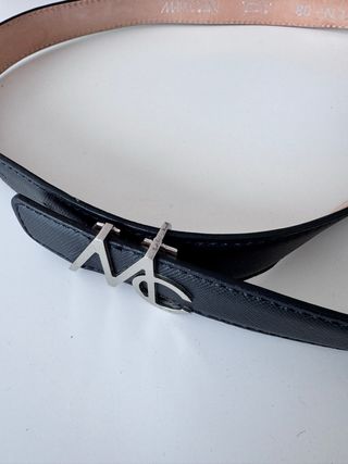 Cinturón Marccain Cuero Negro Hebilla Plateada T80