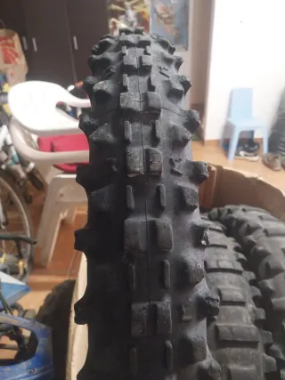 Neumático Enduro Metzeler