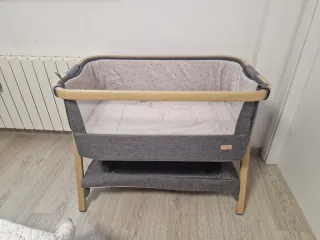 Cuna colecho ligera y de viaje con funda