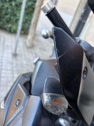 Moto Yamaha Negra