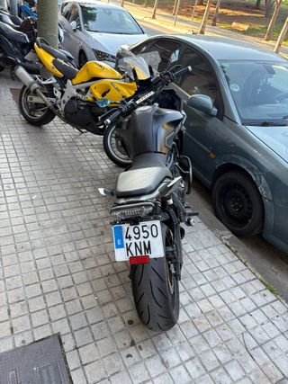 Moto Yamaha Negra