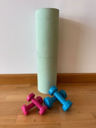 Esterilla Pilates y 4 Pesas ( 2kg + 1kg)