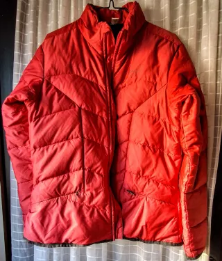 Chaqueta Acolchada/Plumífero de Montaña Roja, T-L