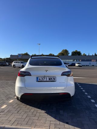 TESLA MODEL Y 2023 Long Range AWD