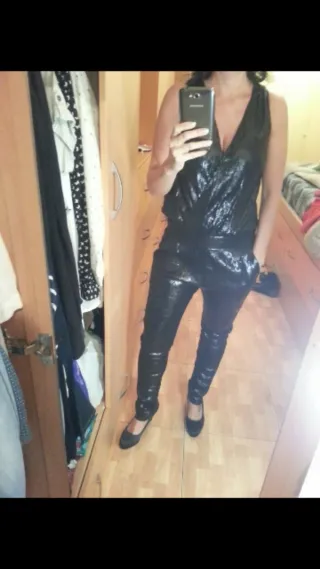 Mono brillante nuevo