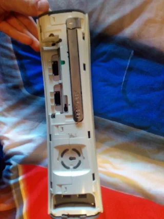 Xbox 360 para piezas (funciona intermitente)