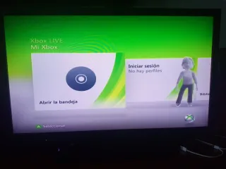 Xbox 360 para piezas (funciona intermitente)