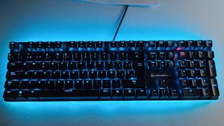 Teclado Mecánico RGB Newskill Suiko