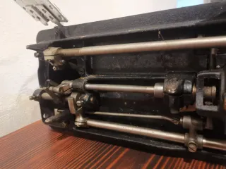 Máquina de coser antigua Sigma