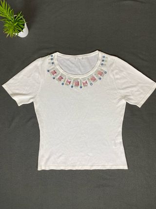 Top Blanco Joya Cuello Pedrería Talla S