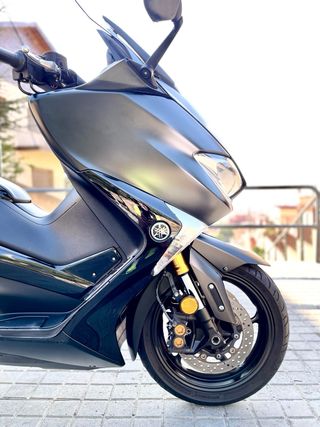 Yamaha TMAX 530 DX 2019 (Mat. 2020)