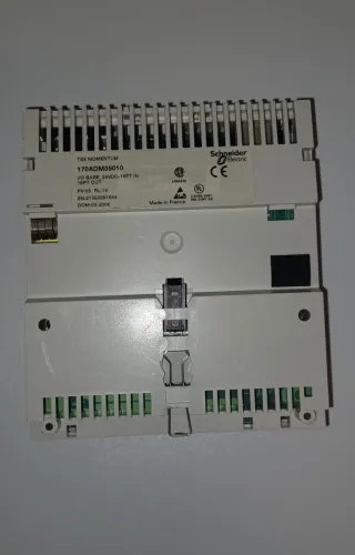 Módulo TSX Momentum 171CCC98030