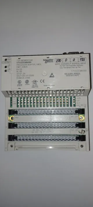 Módulo TSX Momentum 171CCC98030