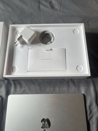 MacBook Air 2022 Plata