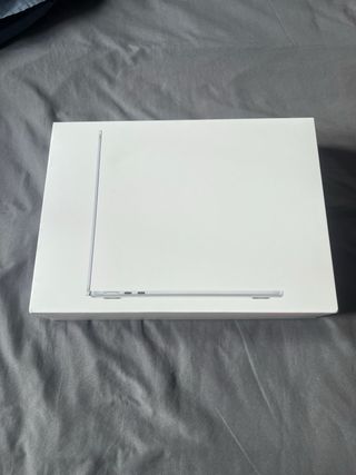 MacBook Air 2022 Plata