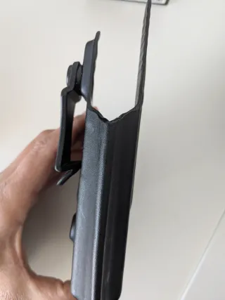 Funda Kydex para Glock 19 con TLR7