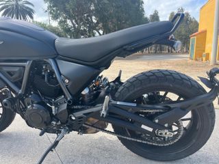 Ducati Scrambler Dark Icon 2024