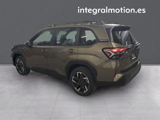 Subaru Forester 2.0i Hybrid Active