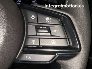 Subaru Forester 2.0i Hybrid Active