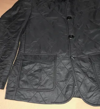 Chaqueta acolchada negra