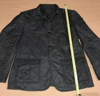 Chaqueta acolchada negra