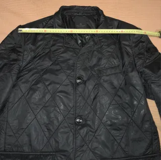 Chaqueta acolchada negra