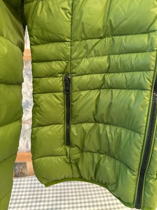 Plumífero Meru verde