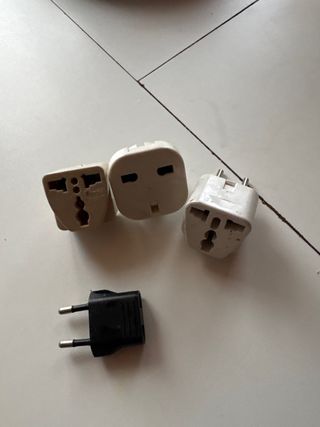 Adaptadores de enchufe varios