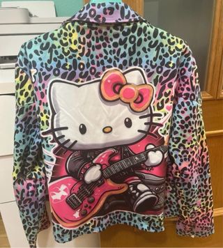 Chaqueta Antelina Hello Kitty Rockera