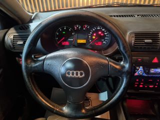 AUDI A3 1.8 T AMBITION 180CV