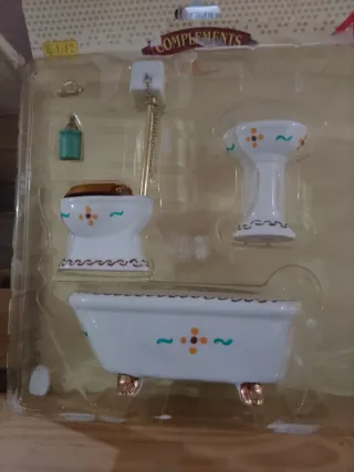 Set bagno in ceramica per casa delle bambole