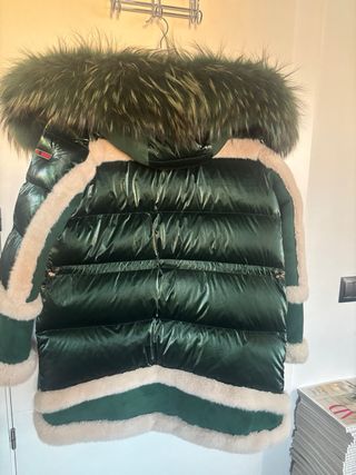 Plumífero Dichi verde y beige