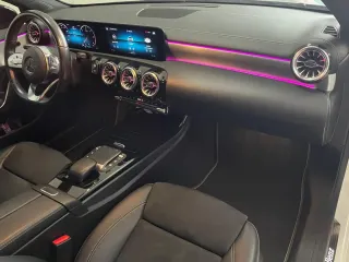 Mercedes-Benz A 200 200d 8G-DCT