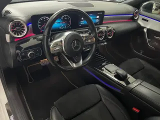Mercedes-Benz A 200 200d 8G-DCT