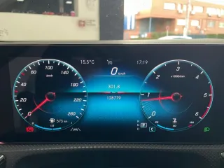 Mercedes-Benz A 200 200d 8G-DCT