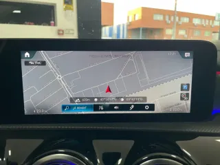 Mercedes-Benz A 200 200d 8G-DCT