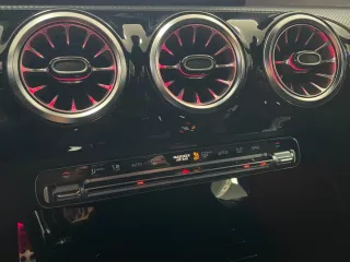 Mercedes-Benz A 200 200d 8G-DCT