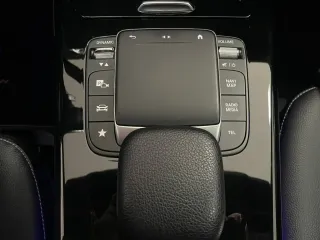 Mercedes-Benz A 200 200d 8G-DCT