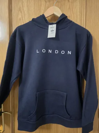 SUDADERA UNISEX TALLA S(AMPLIA)CON ETIQUETA