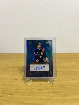 BRYAN GIL AUTÓGRAFO /100 MEGACRACKS 2025-26 PANINI