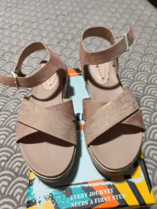 Sandalias Mustang Niña Rosa Nude Talla 36