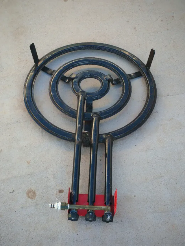 Paellero y Paellera Metal Negro